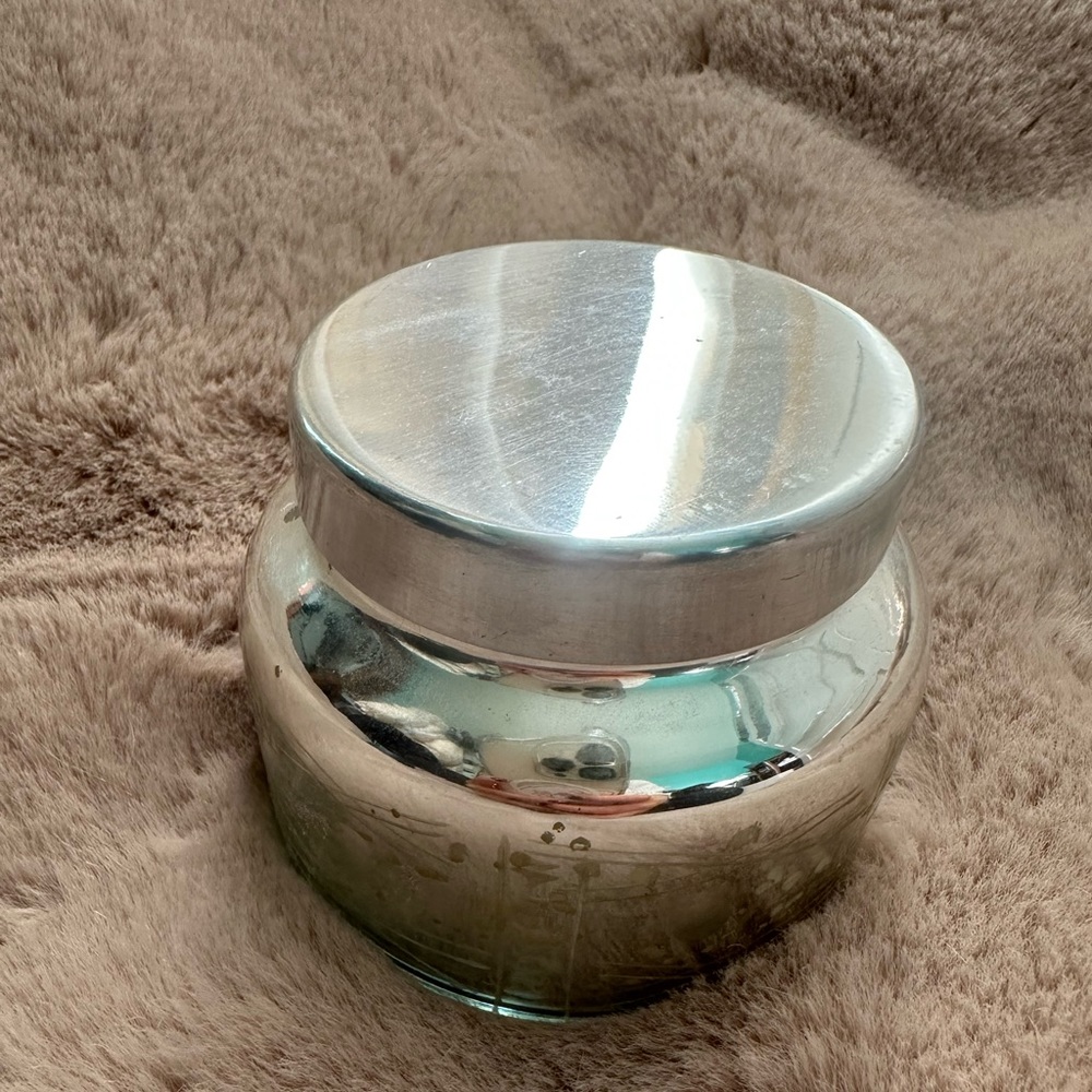 Anthropologie candle, Volcano scent (NEW)